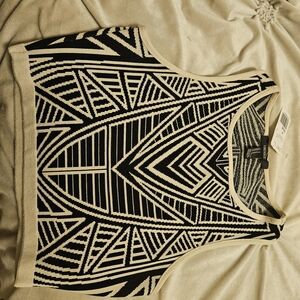 Forever 21 Black and Cream Geometric Crop Top